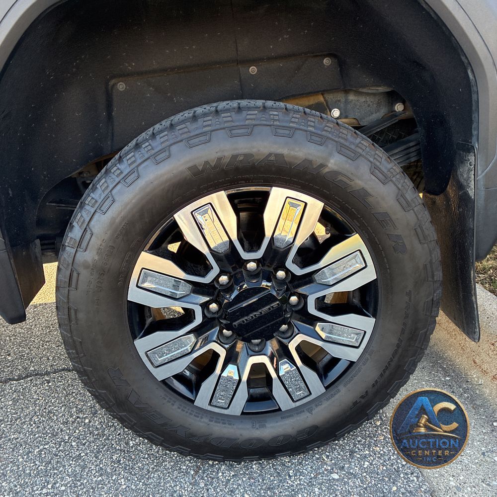2025 GMC Sierra 3500HD Denali