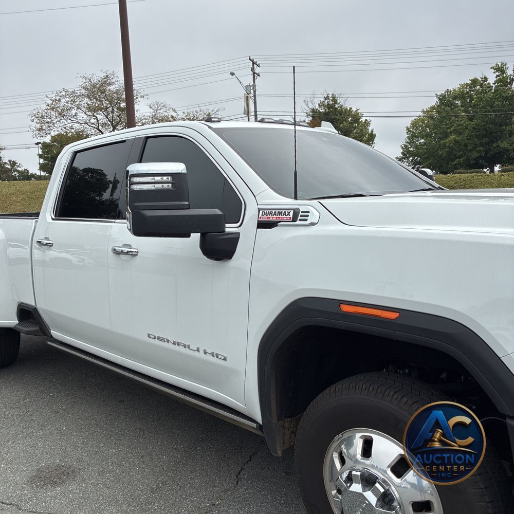 2025 GMC Sierra 3500HD Denali