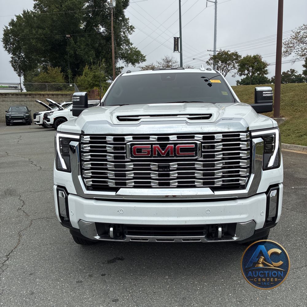 2025 GMC Sierra 3500HD Denali