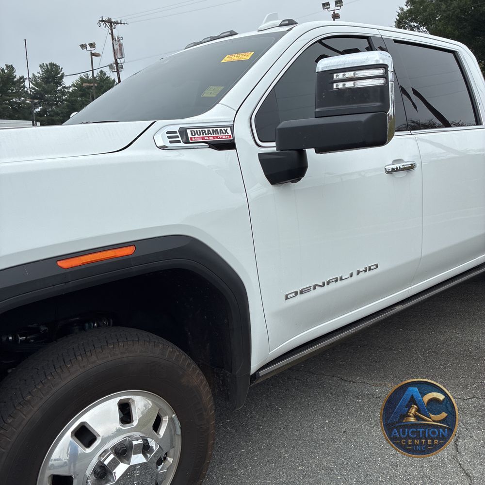 2025 GMC Sierra 3500HD Denali