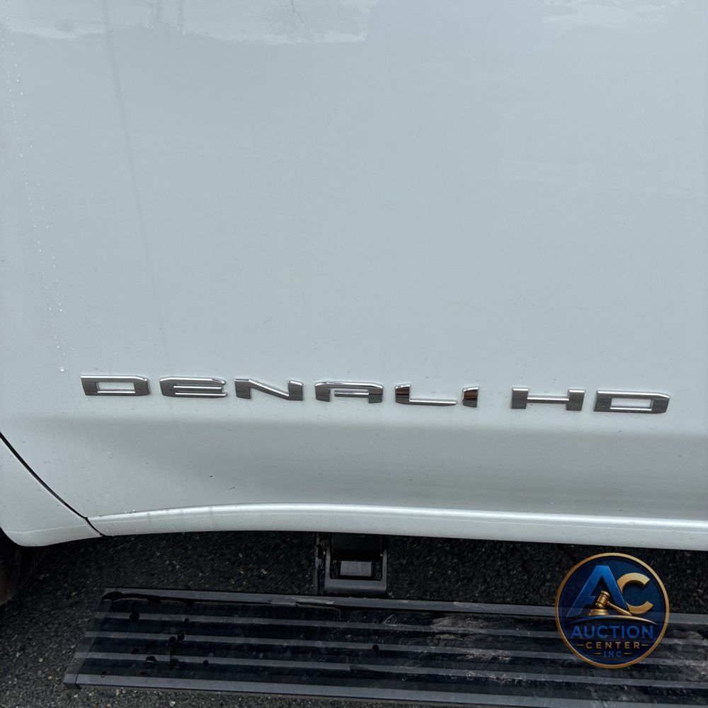 2025 GMC Sierra 3500HD Denali