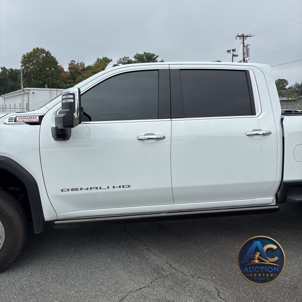 2025 GMC Sierra 3500HD Denali