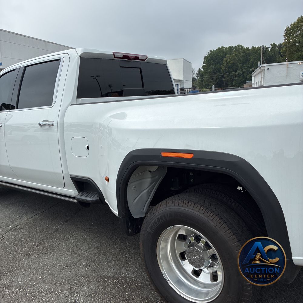 2025 GMC Sierra 3500HD Denali