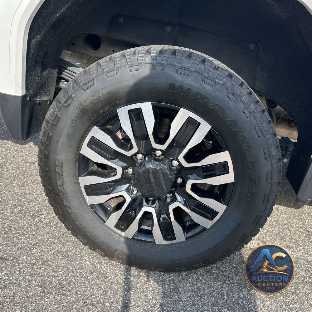 2025 GMC Sierra 2500HD Denali Ultimate