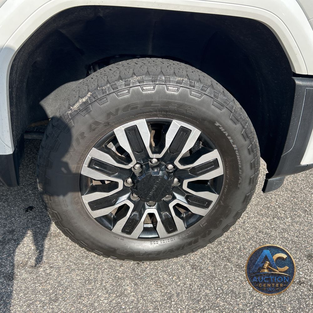 2025 GMC Sierra 2500HD Denali Ultimate