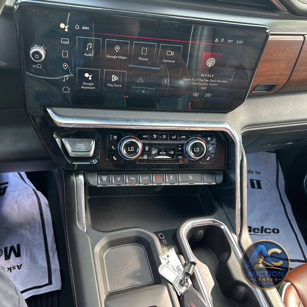 2025 GMC Sierra 2500HD Denali Ultimate