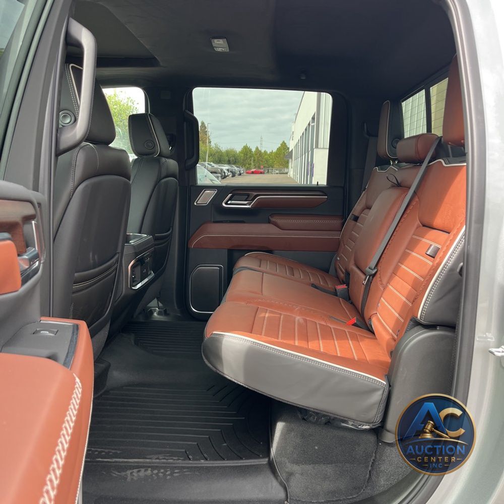 2025 GMC Sierra 2500HD Denali Ultimate