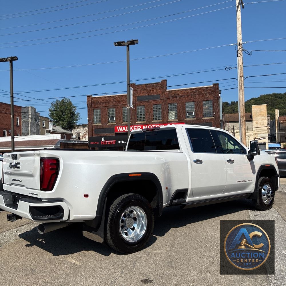 2025 GMC Sierra 3500HD Denali Ultimate