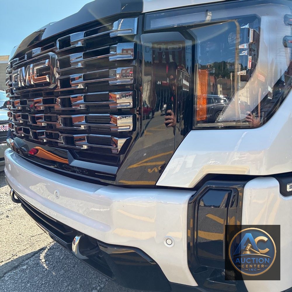 2025 GMC Sierra 3500HD Denali Ultimate