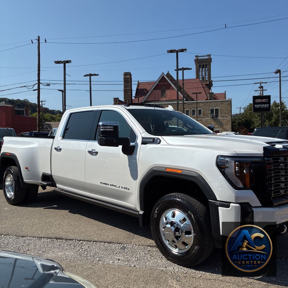 2025 GMC Sierra 3500HD Denali Ultimate