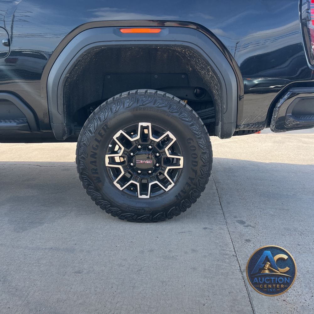 2025 GMC Sierra 2500HD AT4X