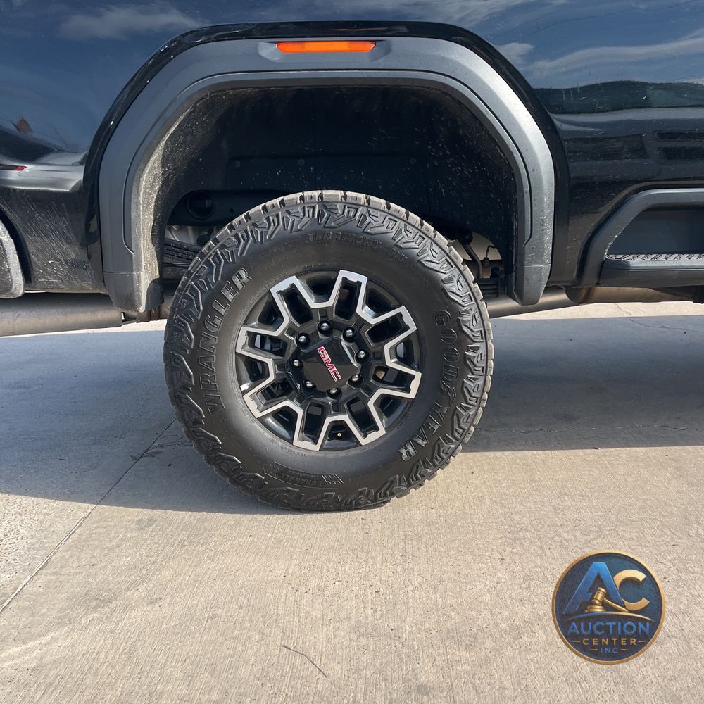 2025 GMC Sierra 2500HD AT4X