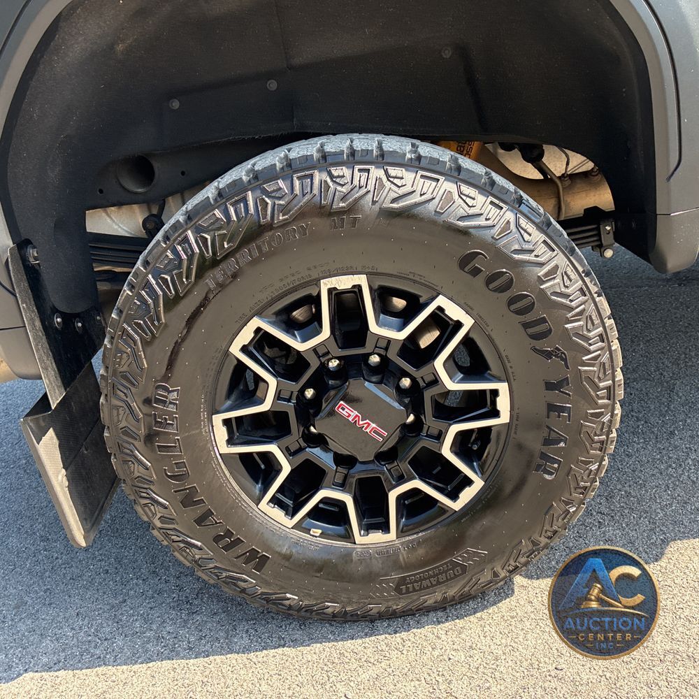 2025 GMC Sierra 2500 AT4X