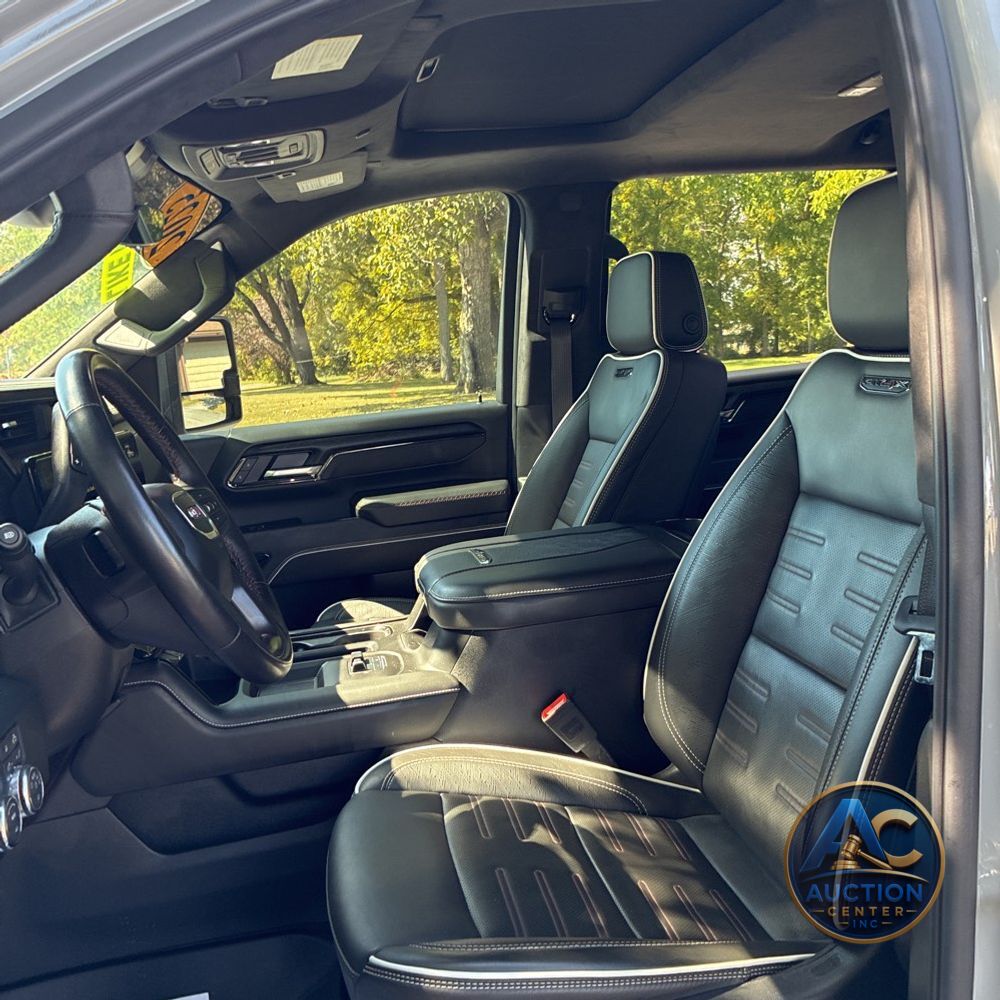 2025 GMC Sierra 2500 AT4X