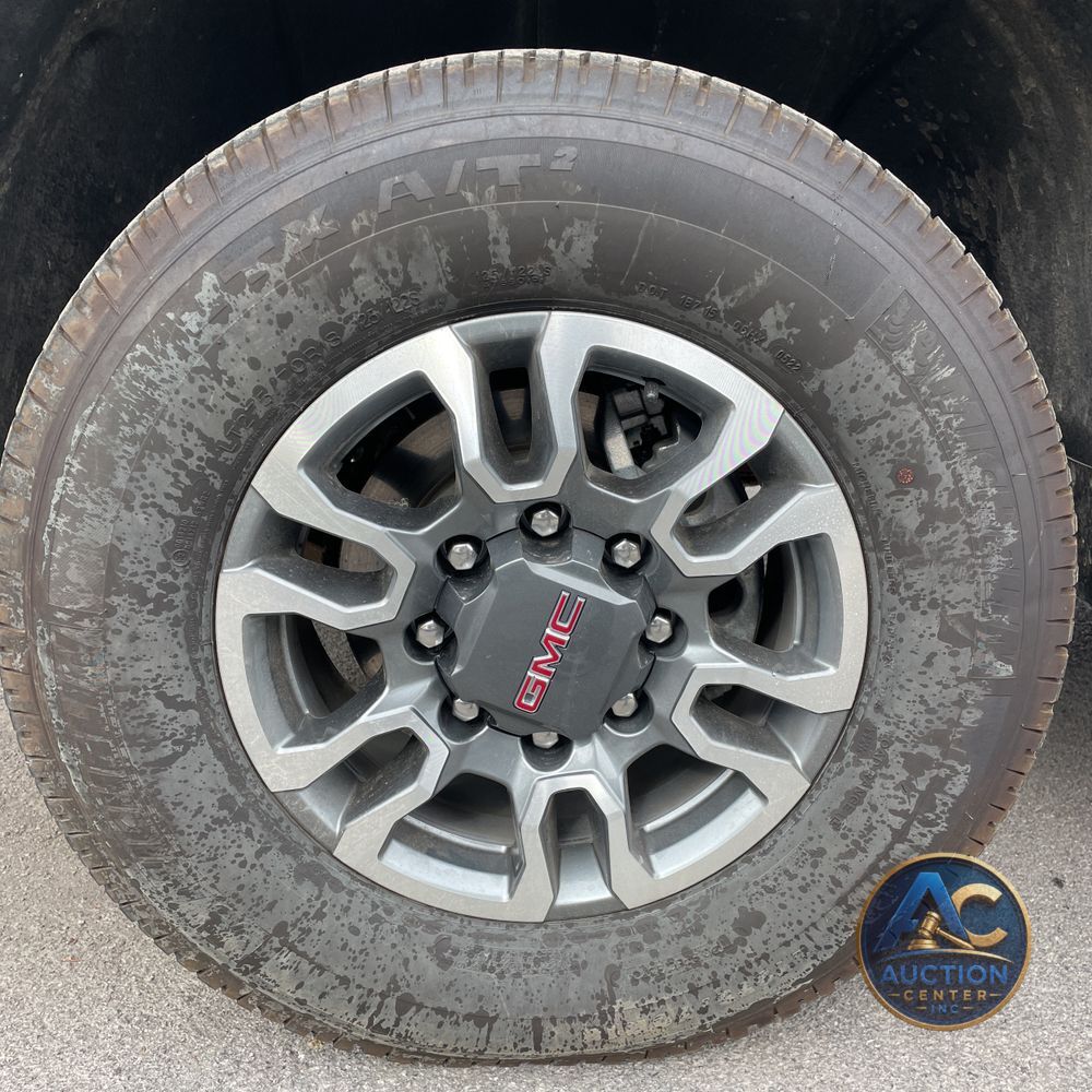 2022 GMC Sierra 2500HD SLT