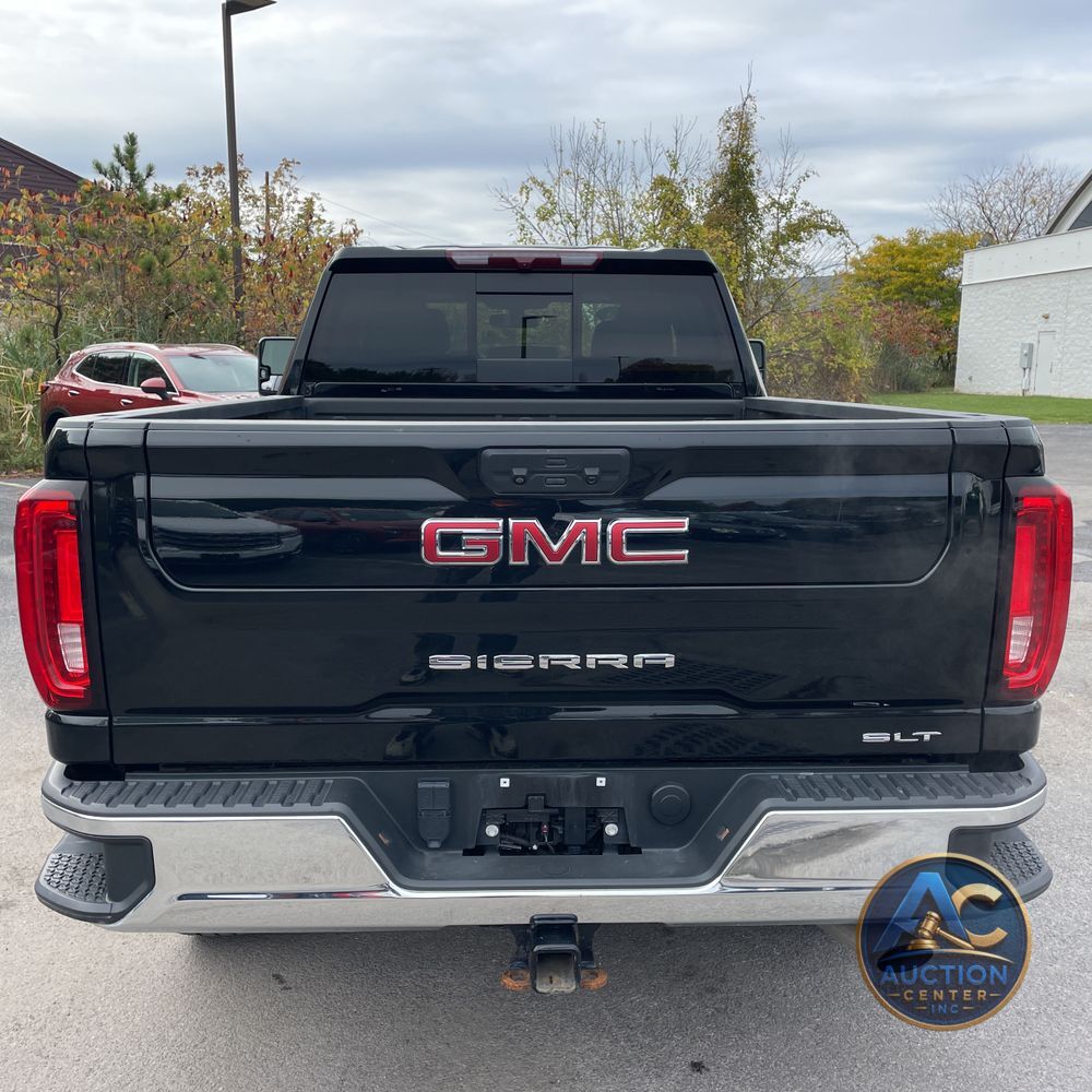 2022 GMC Sierra 2500HD SLT