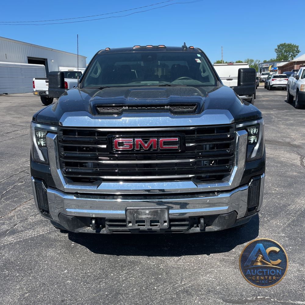 2024 GMC Sierra 3500HD Pro