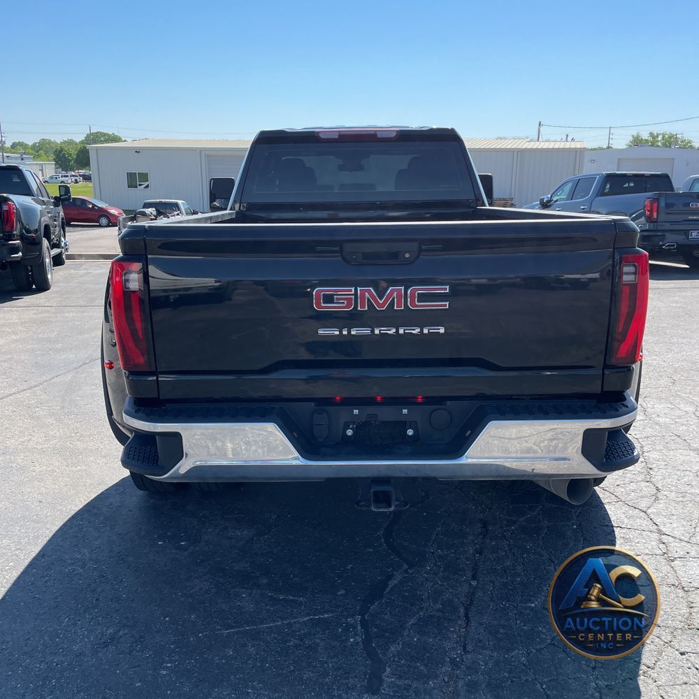2024 GMC Sierra 3500HD Pro