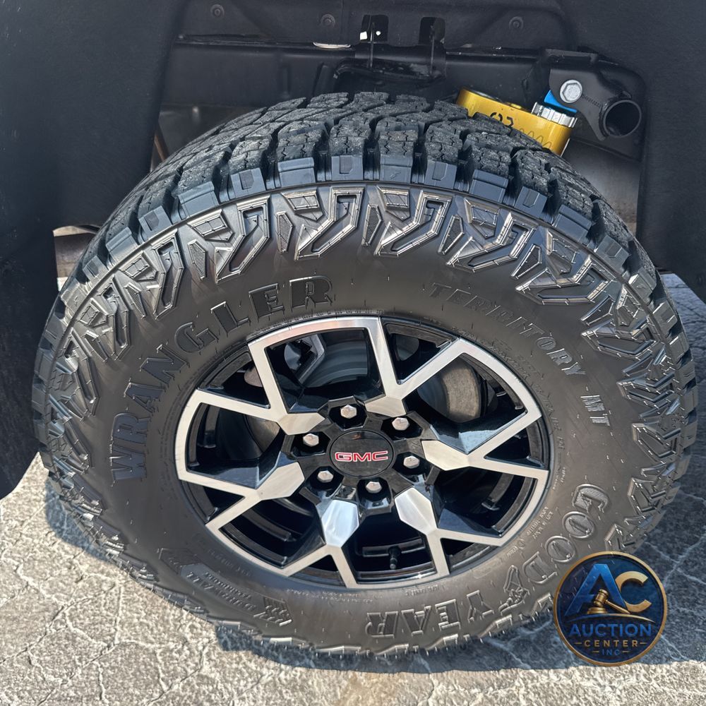2024 GMC Canyon AT4X