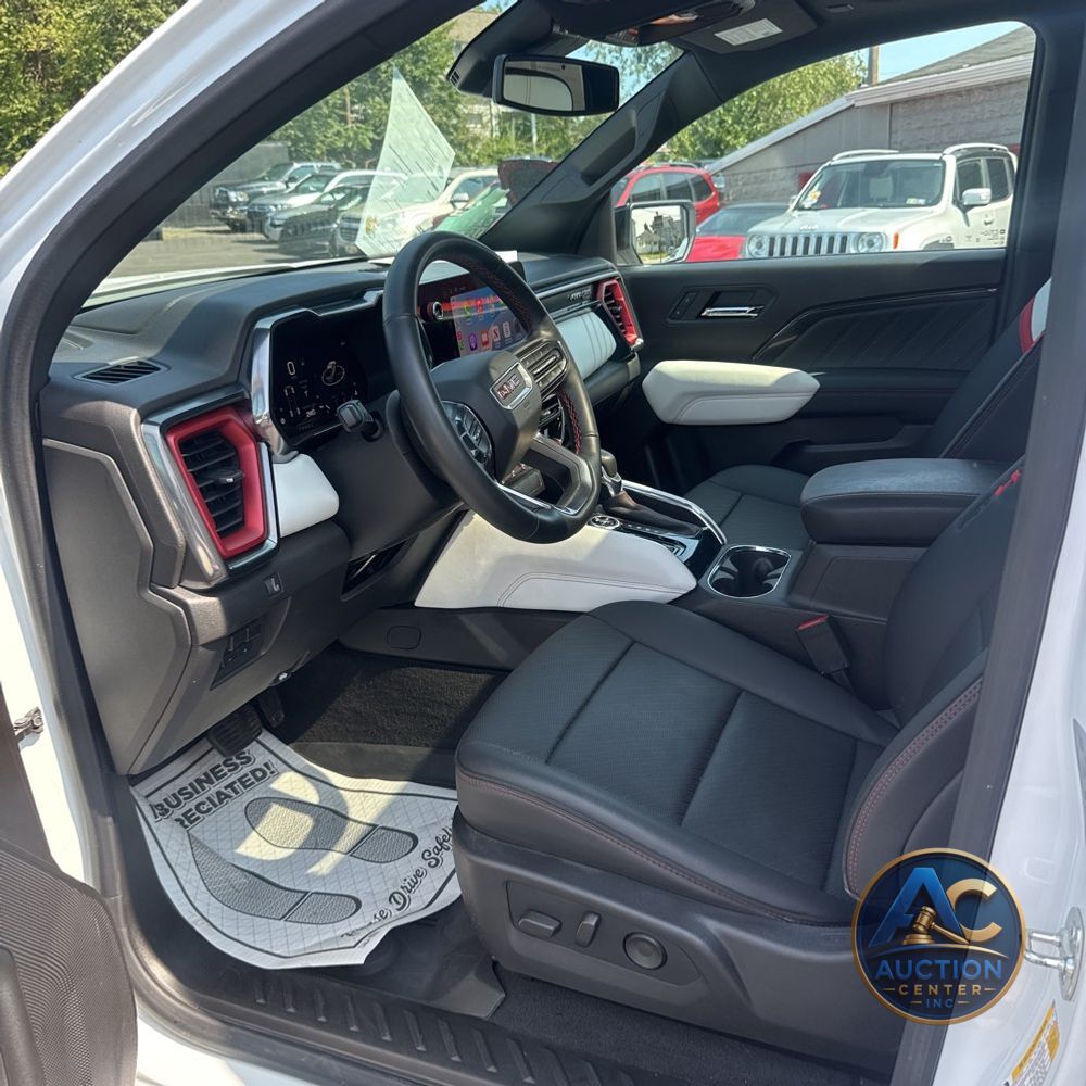 2024 GMC Canyon AT4X
