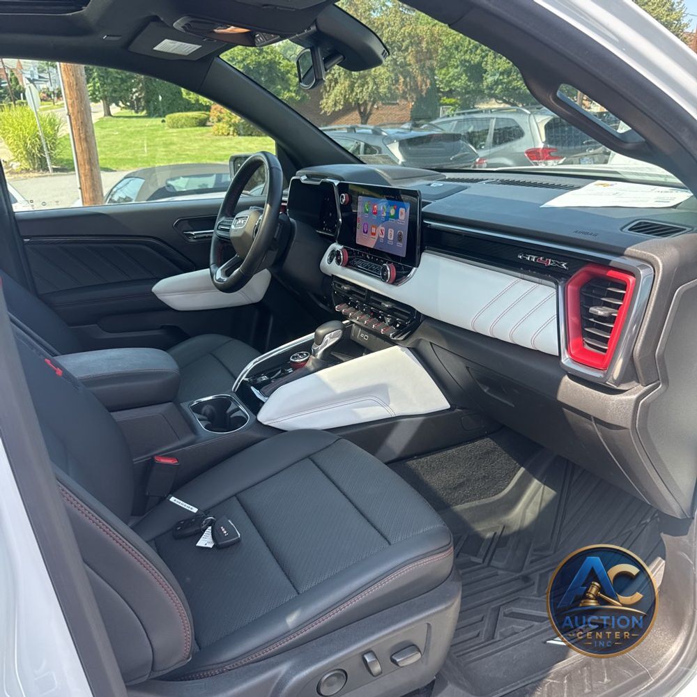 2024 GMC Canyon AT4X