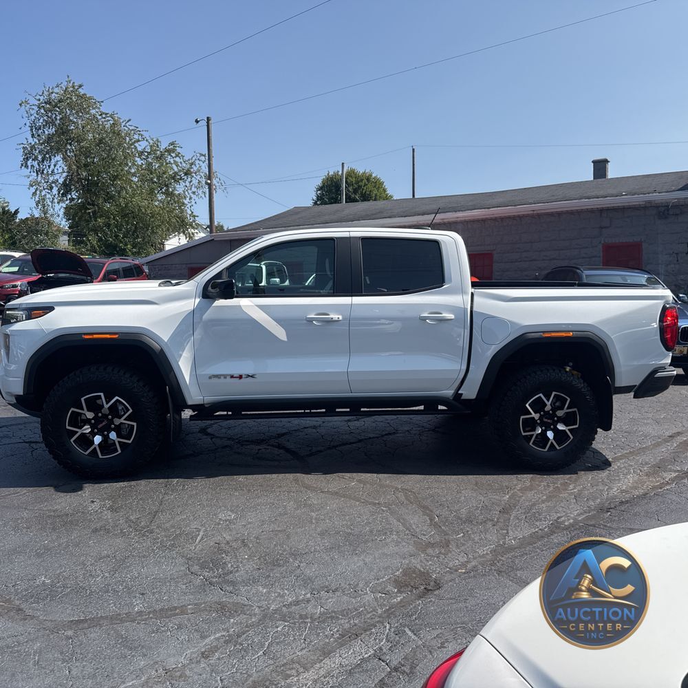 2024 GMC Canyon AT4X