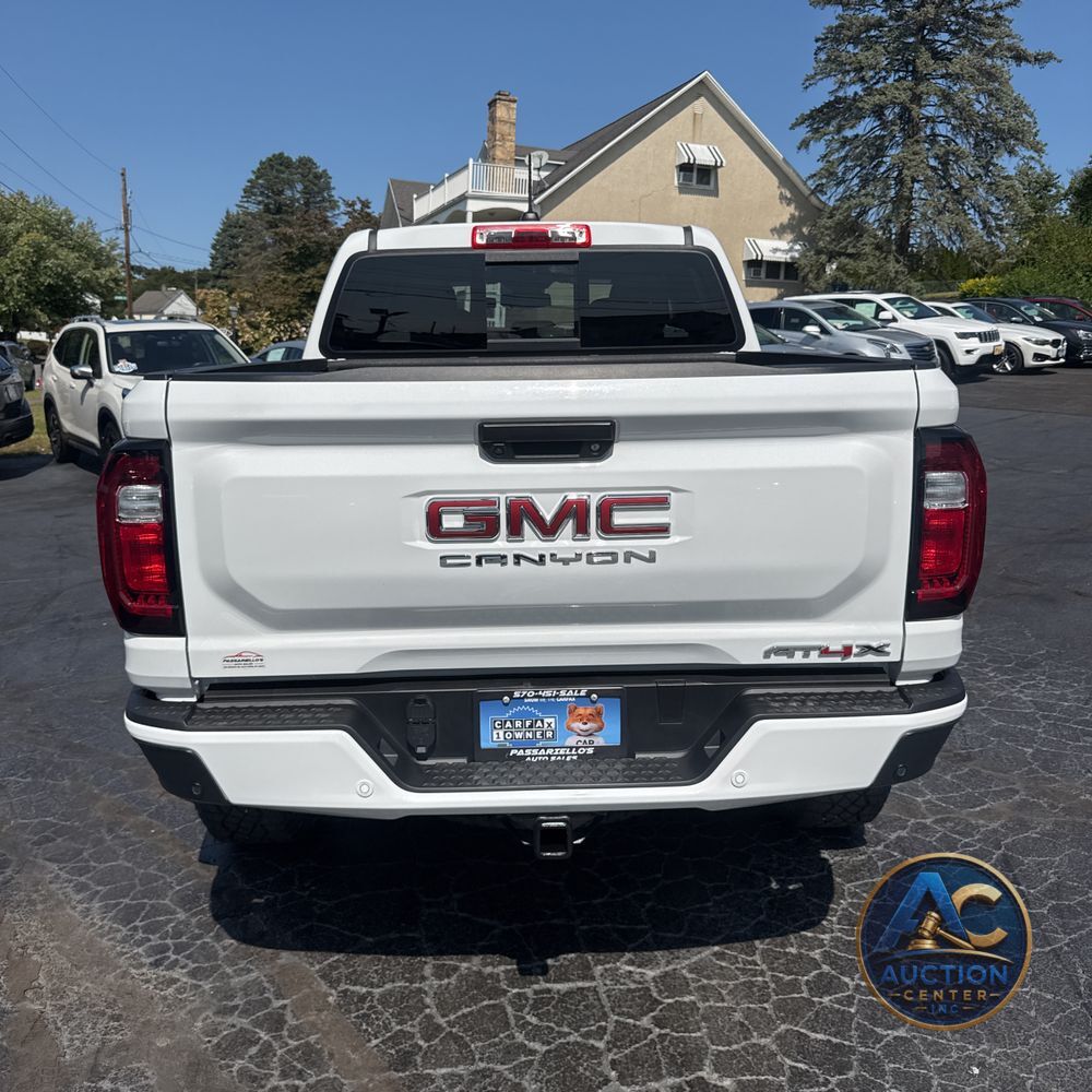 2024 GMC Canyon AT4X