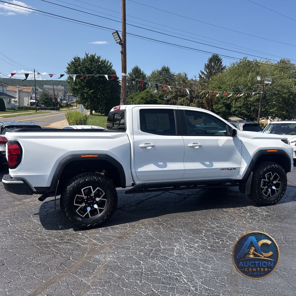 2024 GMC Canyon AT4X