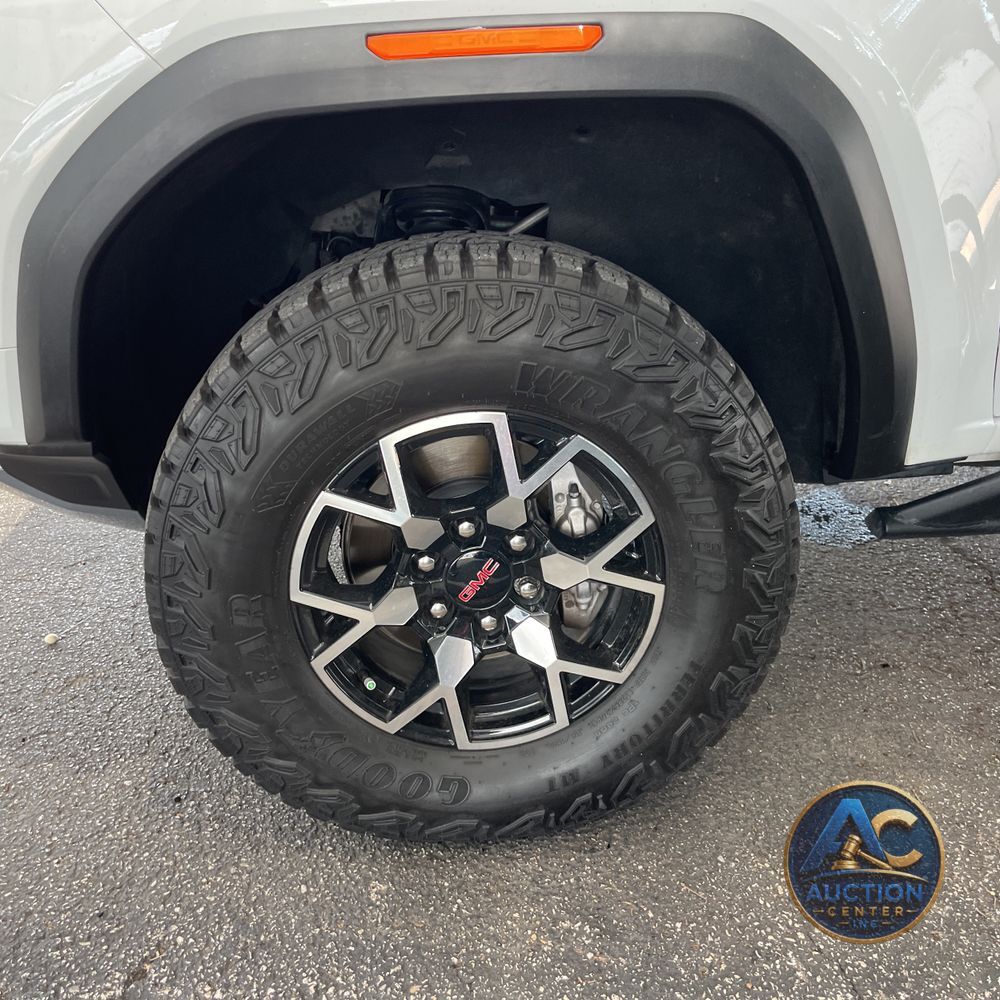 2024 GMC Canyon AT4X