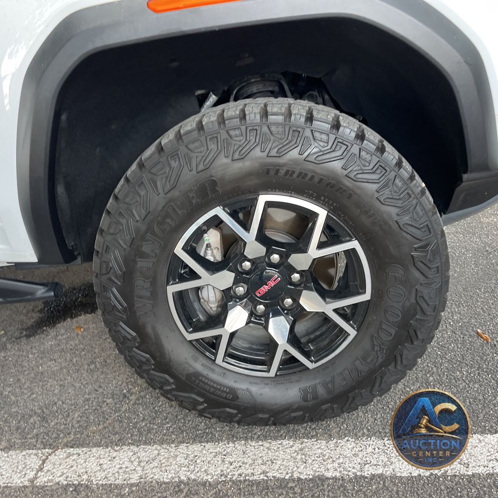 2024 GMC Canyon AT4X