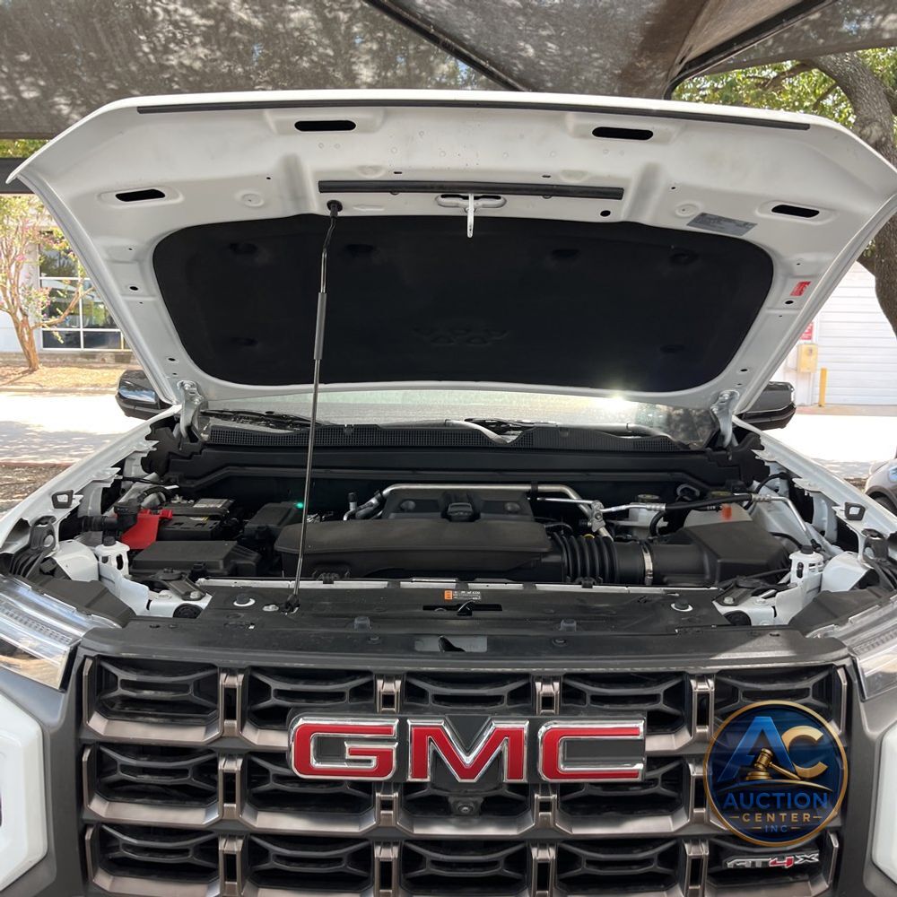 2024 GMC Canyon AT4X