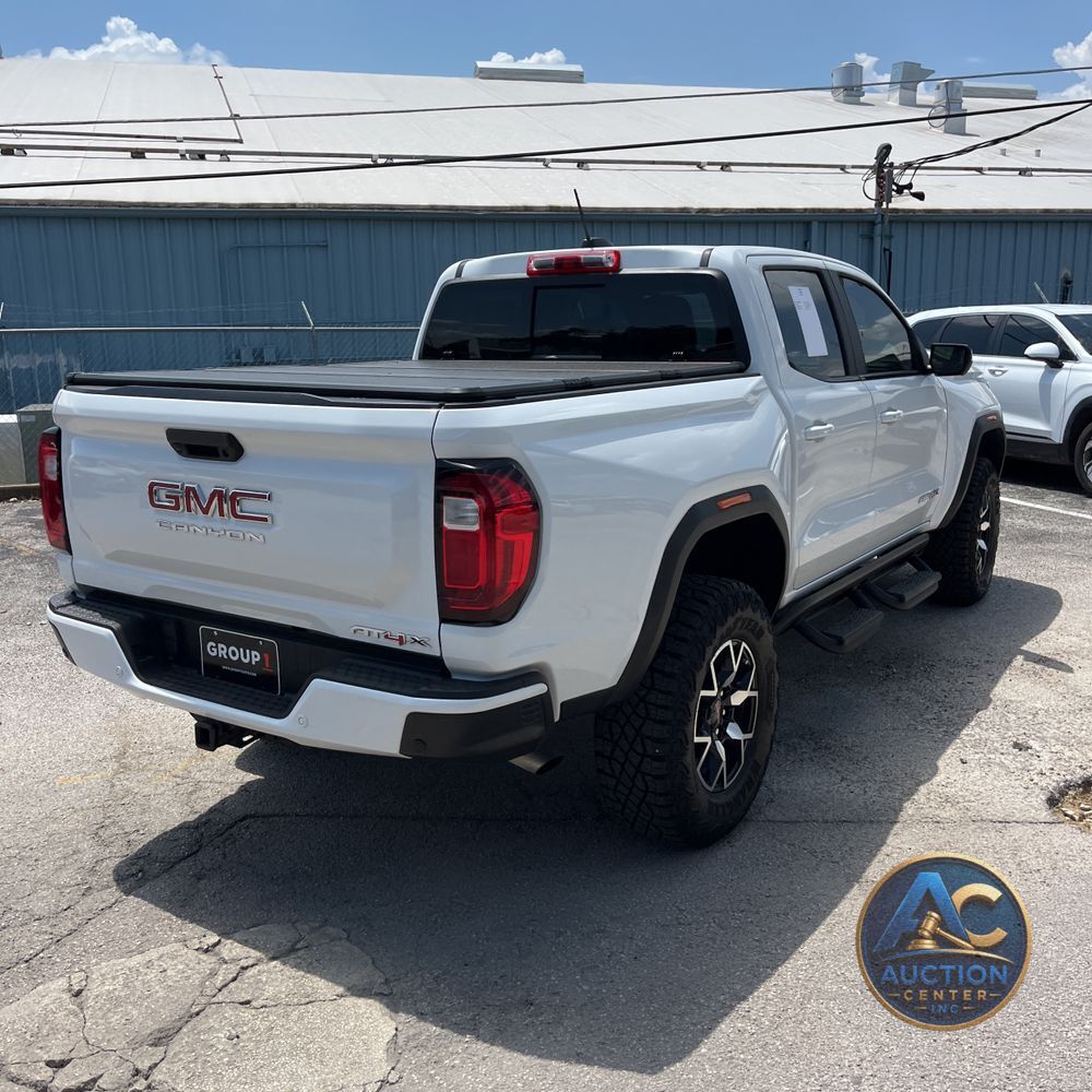 2024 GMC Canyon AT4X
