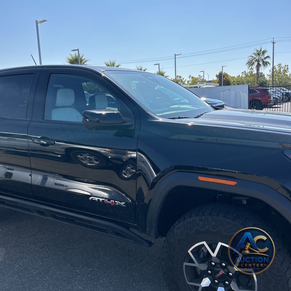 2023 GMC Canyon AT4X