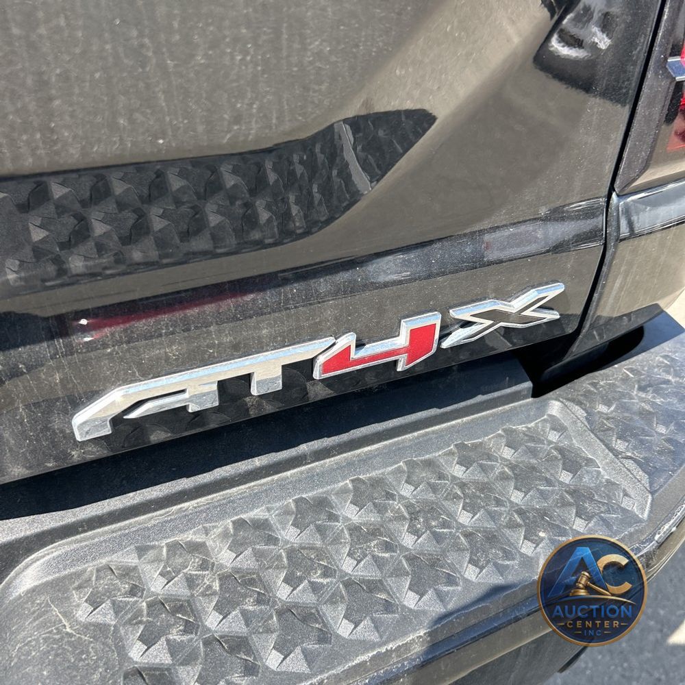 2023 GMC Canyon AT4X