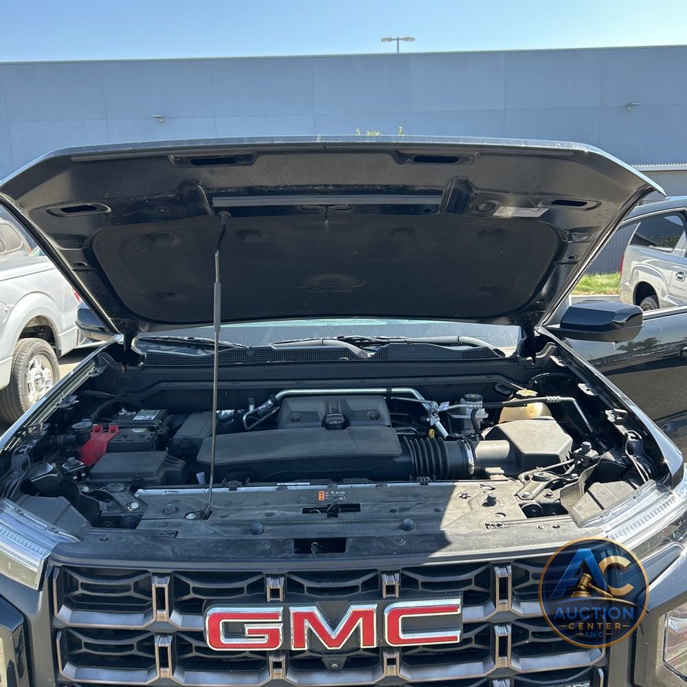 2023 GMC Canyon AT4X