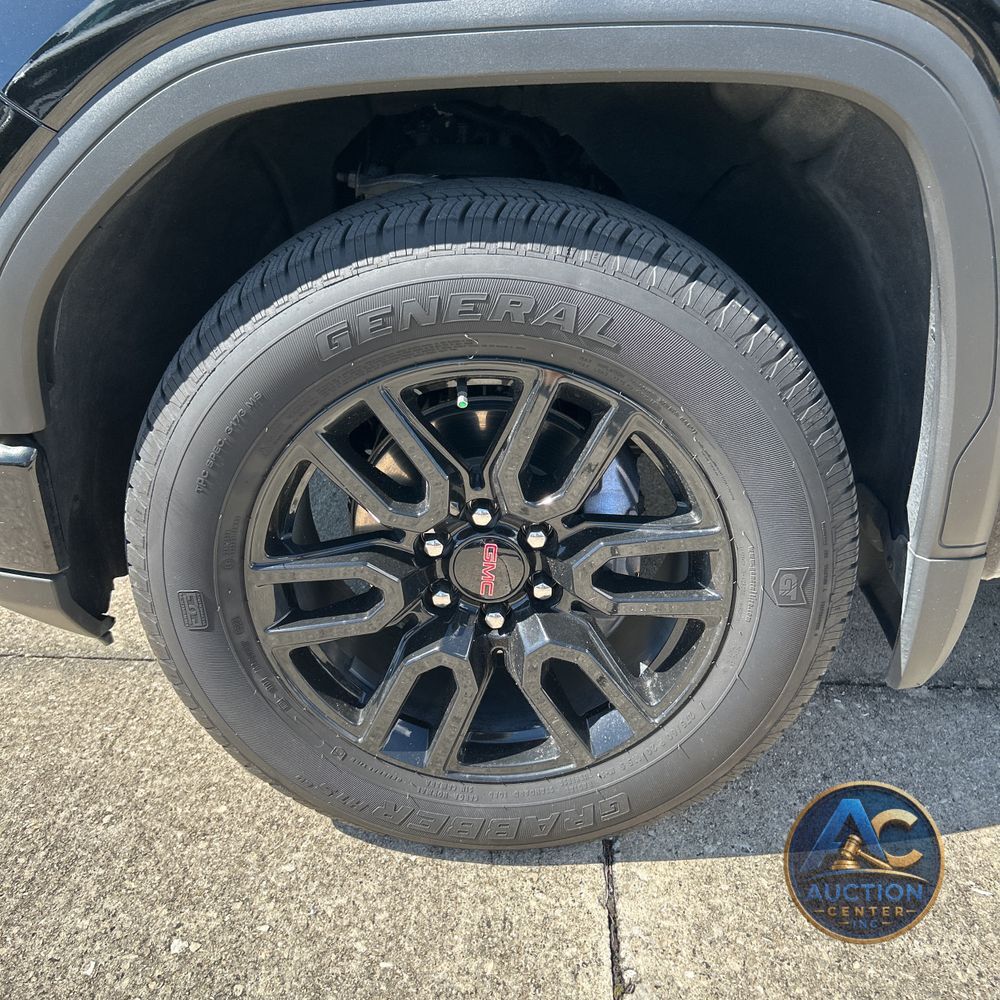 2024 GMC Sierra 1500 Elevation