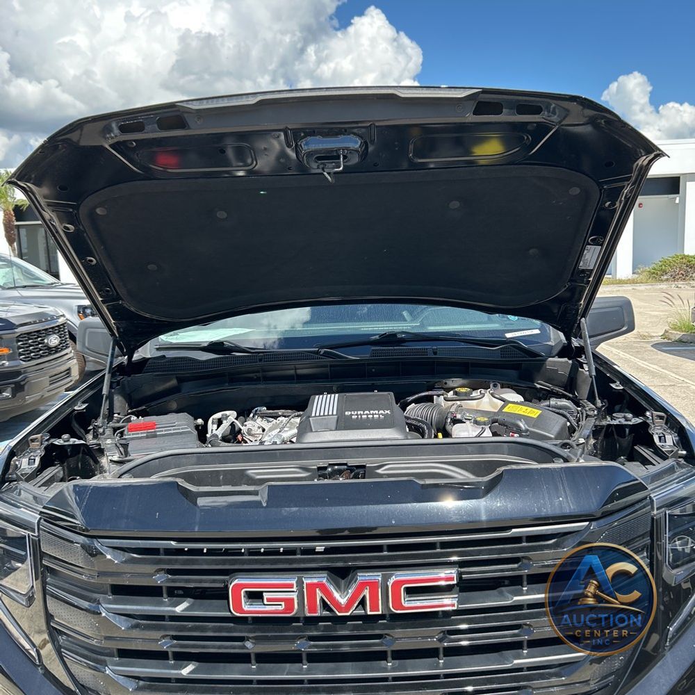 2024 GMC Sierra 1500 Elevation
