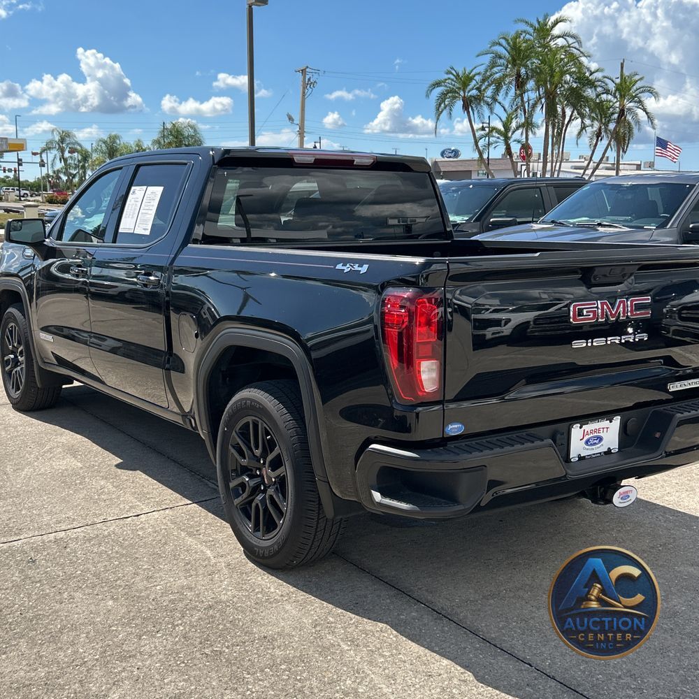 2024 GMC Sierra 1500 Elevation