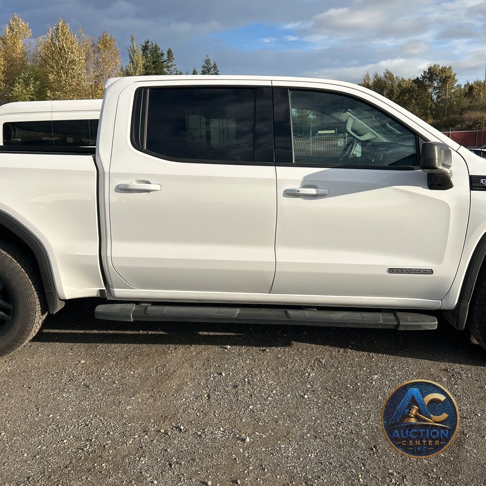 2025 GMC Sierra 1500 Elevation