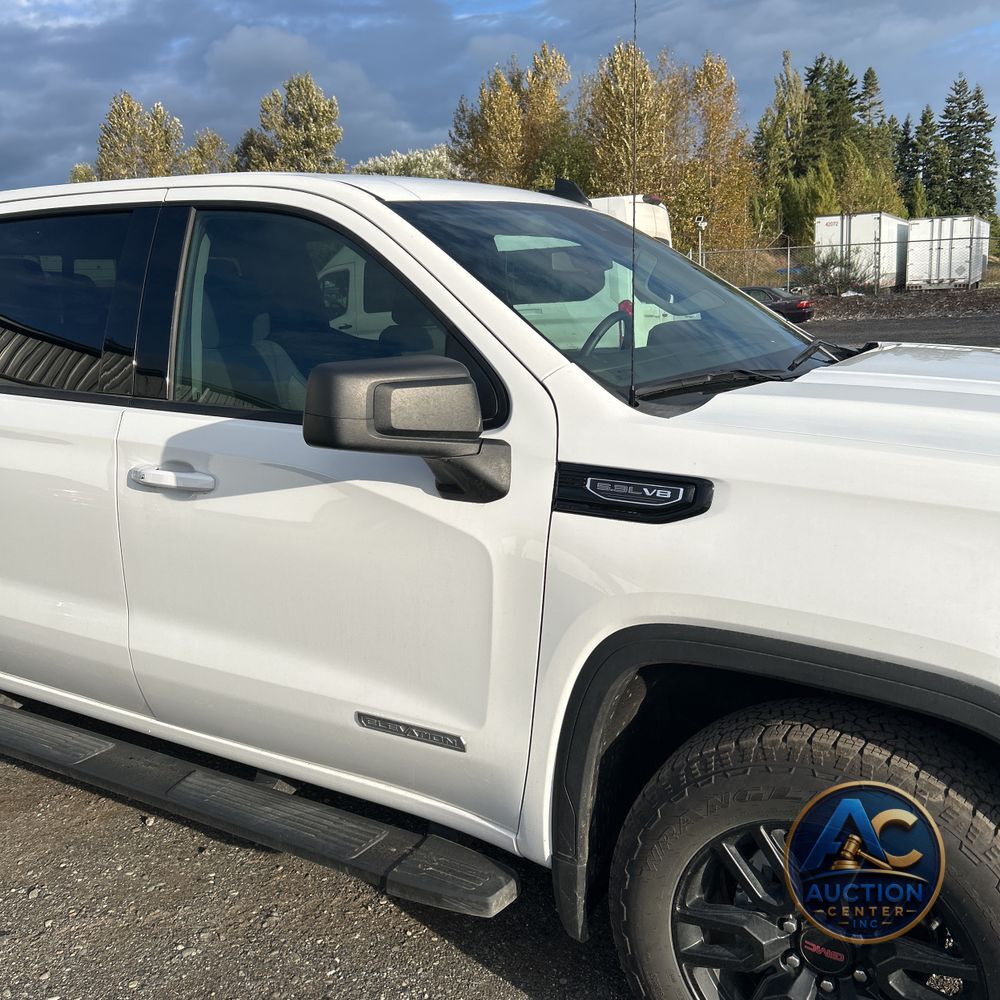 2025 GMC Sierra 1500 Elevation