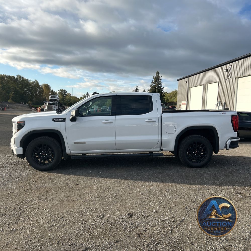 2025 GMC Sierra 1500 Elevation