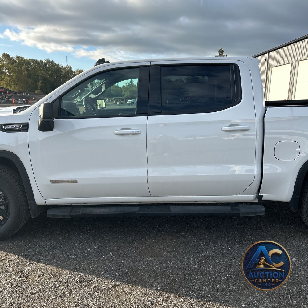 2025 GMC Sierra 1500 Elevation