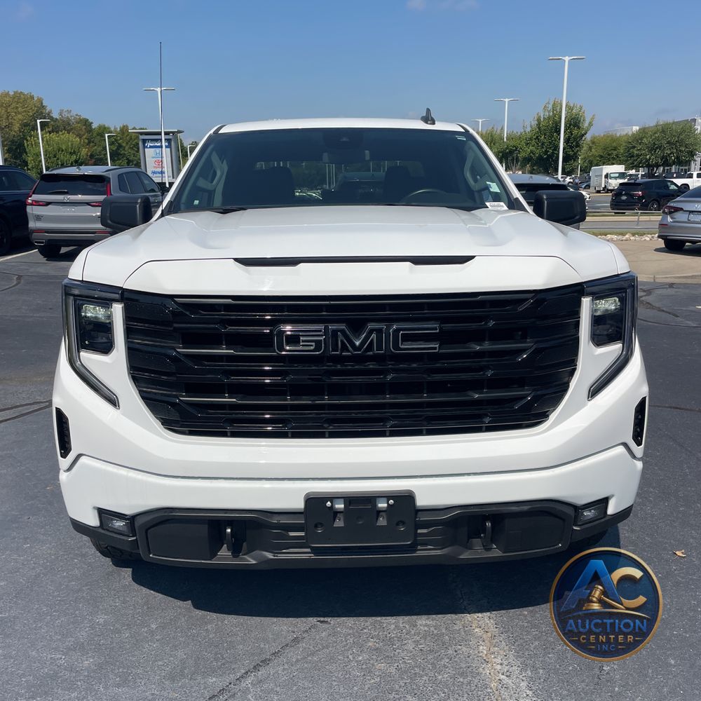 2023 GMC Sierra 1500 Elevation