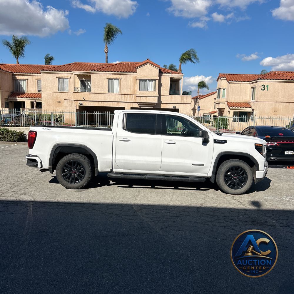 2023 GMC Sierra 1500 Elevation