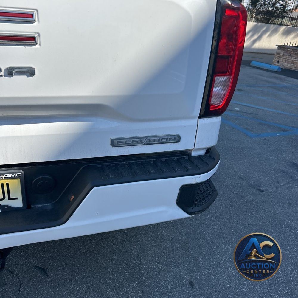 2023 GMC Sierra 1500 Elevation