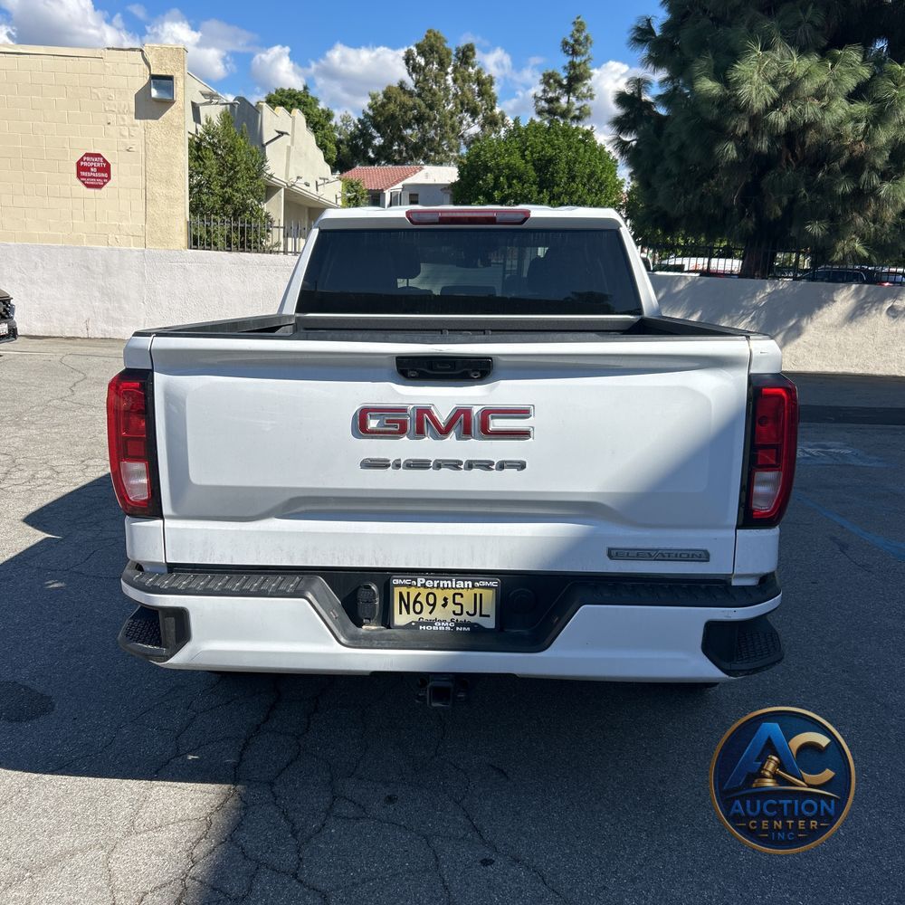 2023 GMC Sierra 1500 Elevation