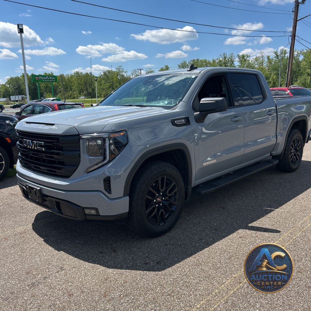 2024 GMC Sierra 1500 Elevation