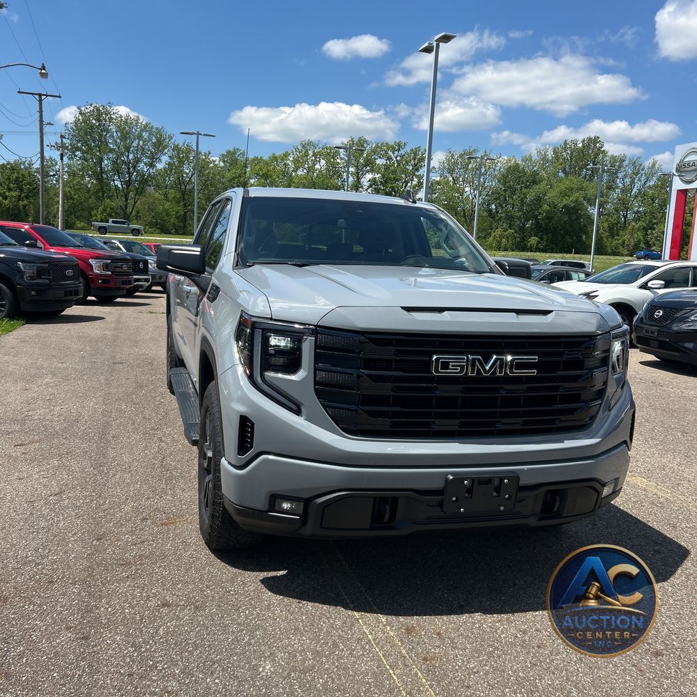 2024 GMC Sierra 1500 Elevation