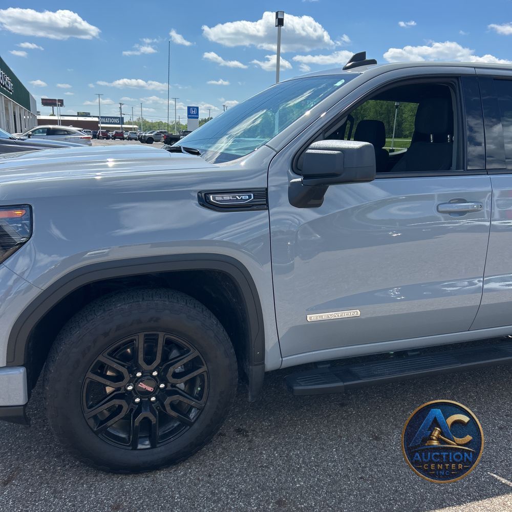 2024 GMC Sierra 1500 Elevation