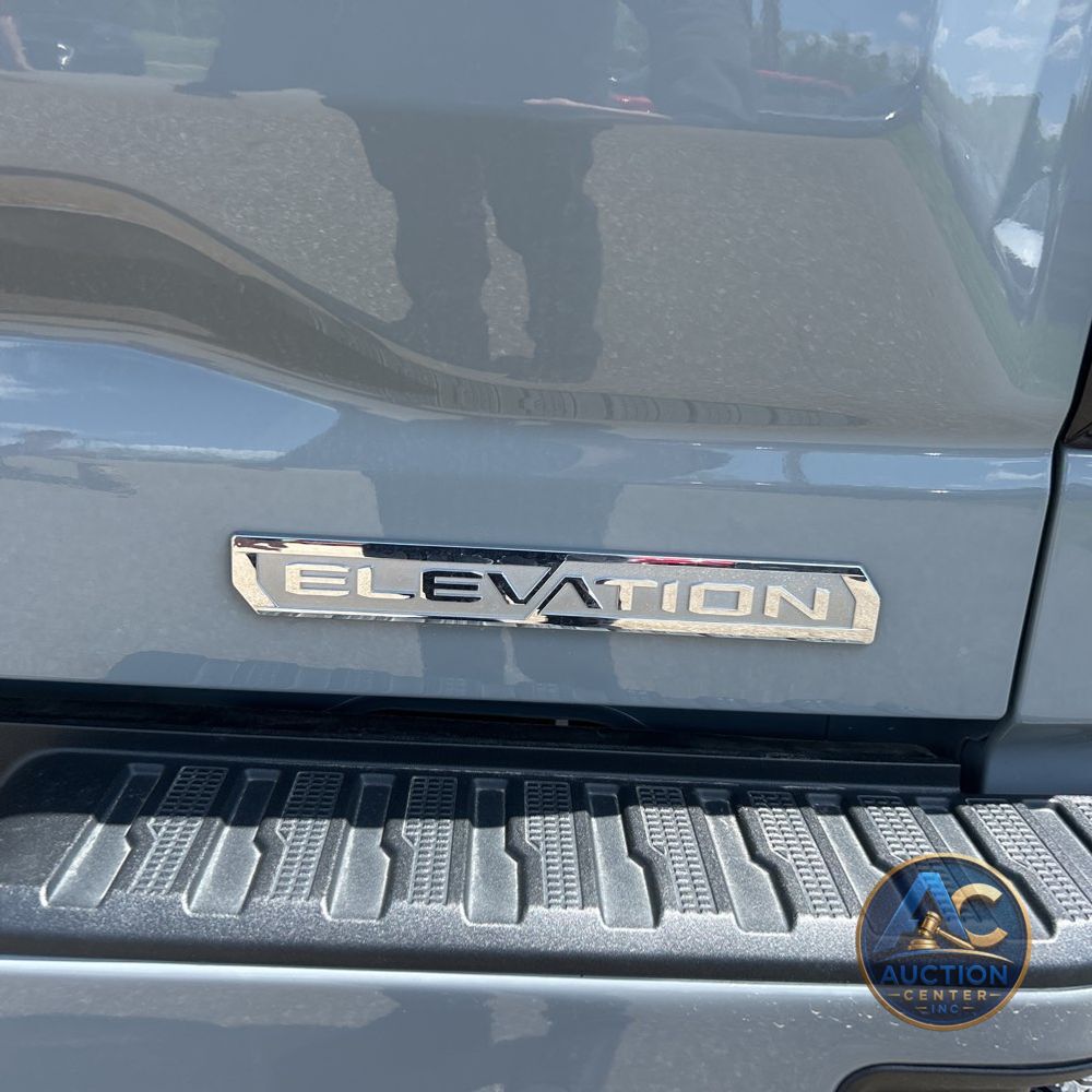 2024 GMC Sierra 1500 Elevation